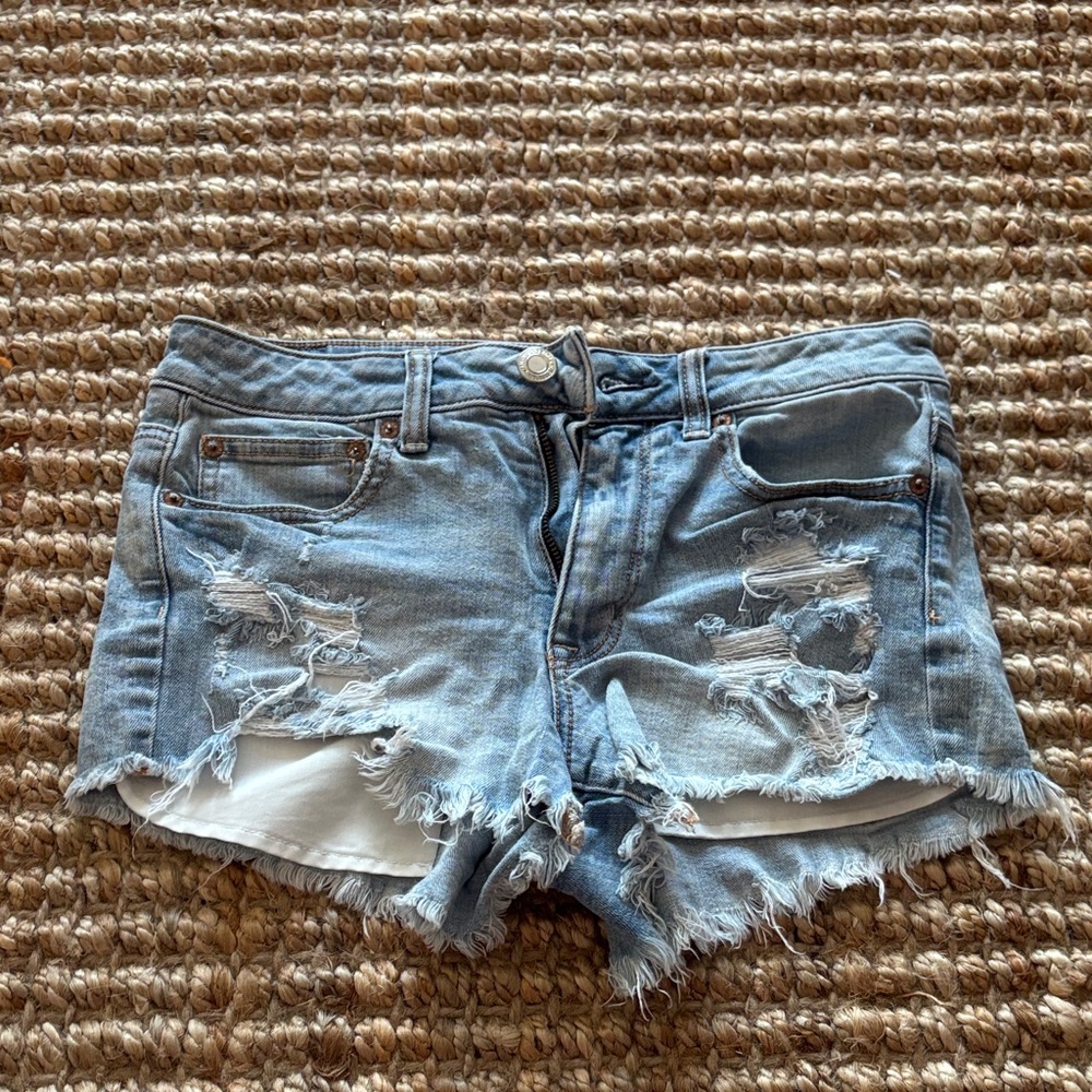 American Eagle High Rise Festival Shorts
